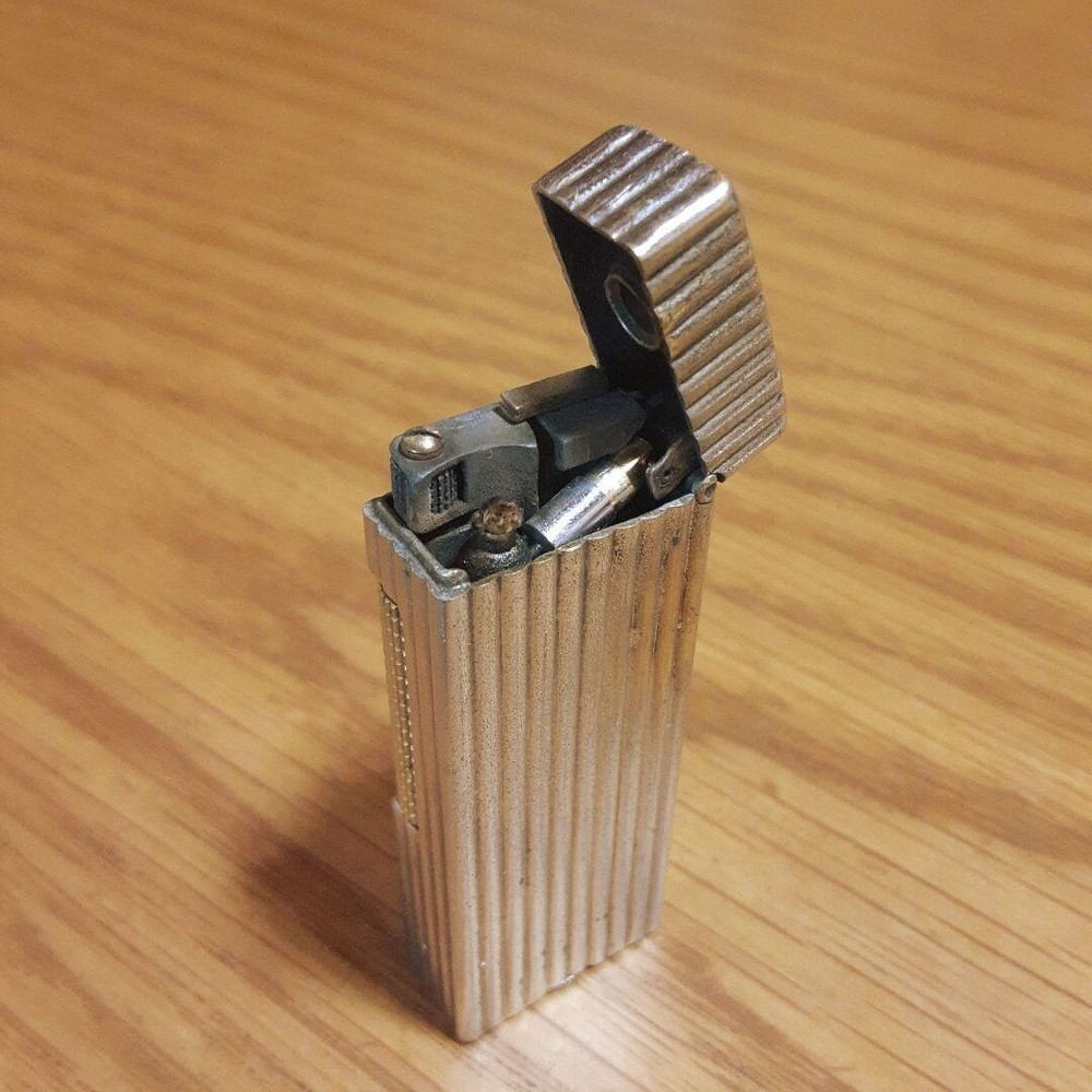 Working Dunhill Oil lighter silver without box