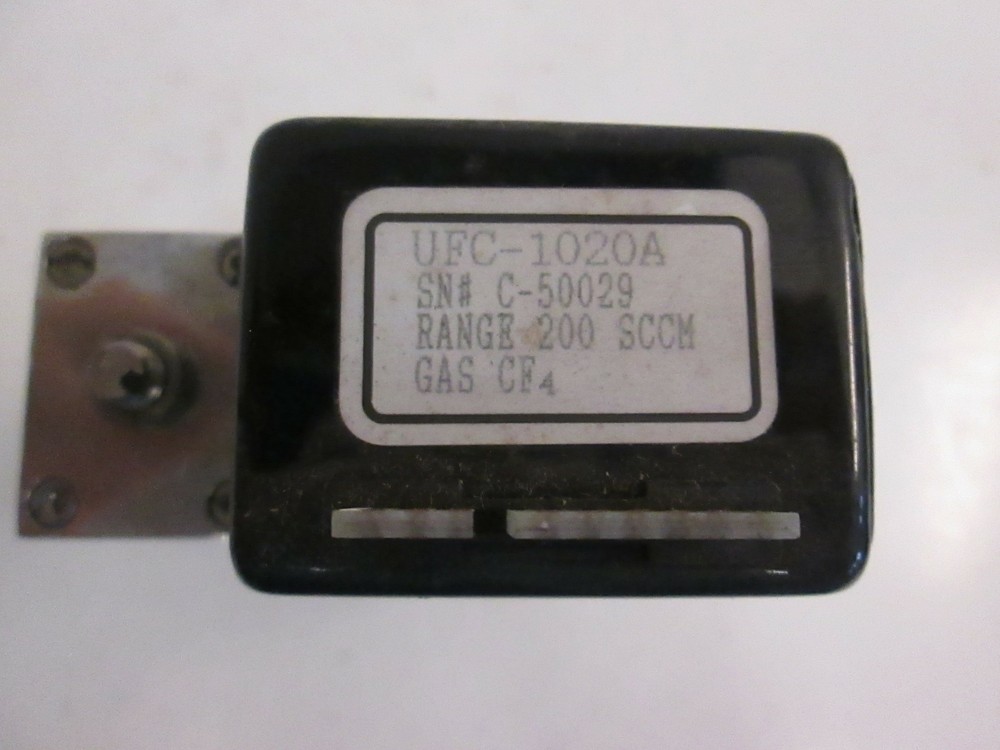 Unit UFC-1020A Mass Flow Controller MFC, CF4, 200 SCCM