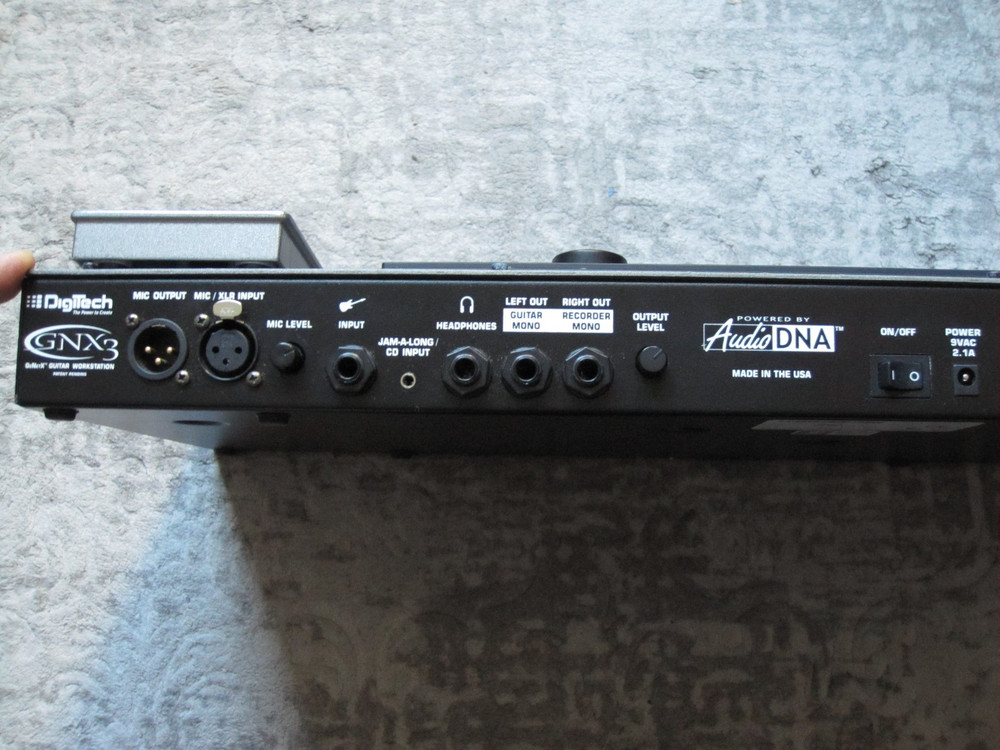 🎸 DigiTech GNX3 Guitar Workstation Multi-Effects Pedalboard – Fully Functional