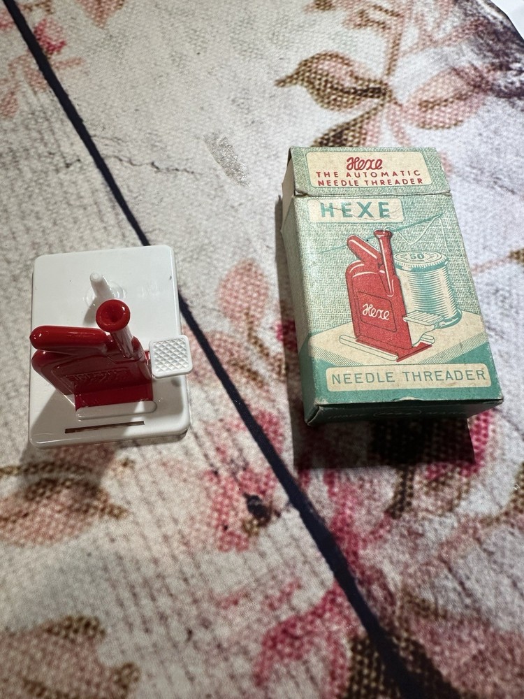 Vintage Witch Automatic Needle Threader lnstructions Germany