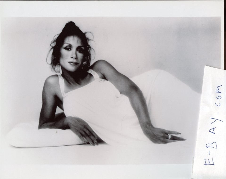 FRIDA PAYNE  8X10 PHOTO B2089