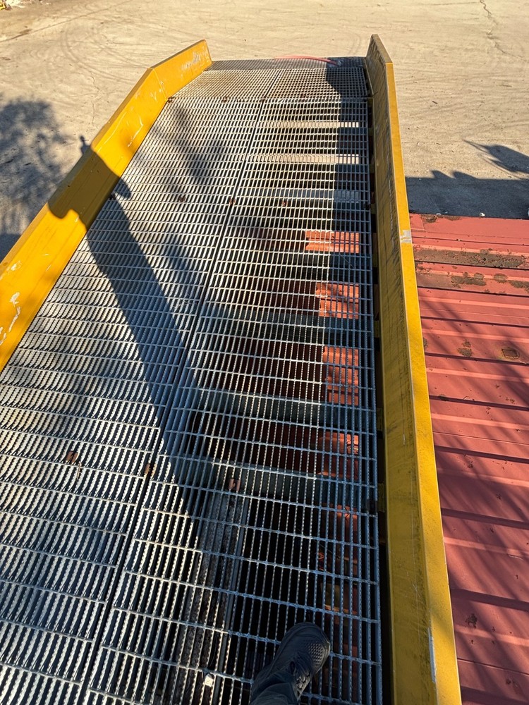 Magliner Mobile loading Dock ramp 20,000lbs