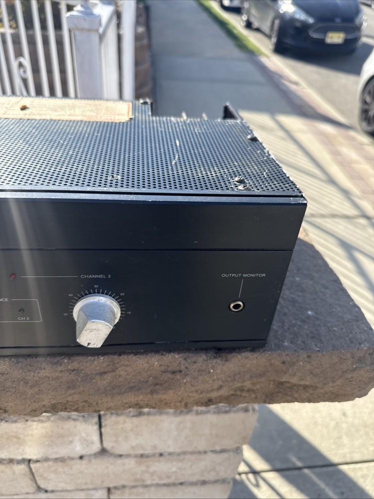 Crown PS-200 power amplifier Tested Works Has Some Cosmetic Issues