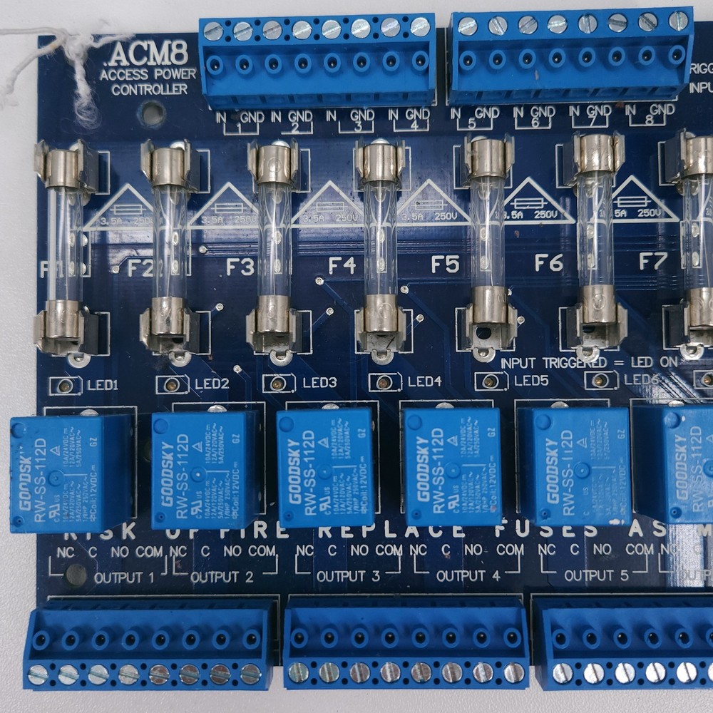 Altronix ACM8 Power Controller Board 8 Fused Outputs