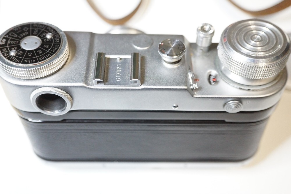 "LENINGRAD " Soviet 35mm. camera .