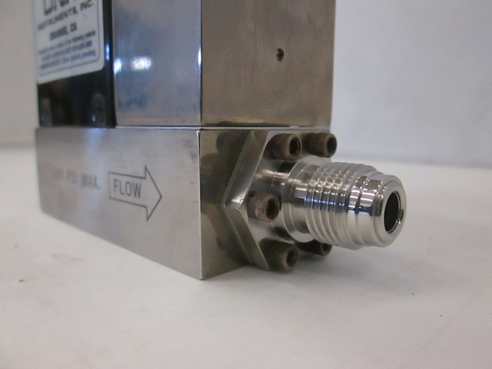 Unit UFC-1268A, Mass Flow Controller, 30 SLM, N2, Used