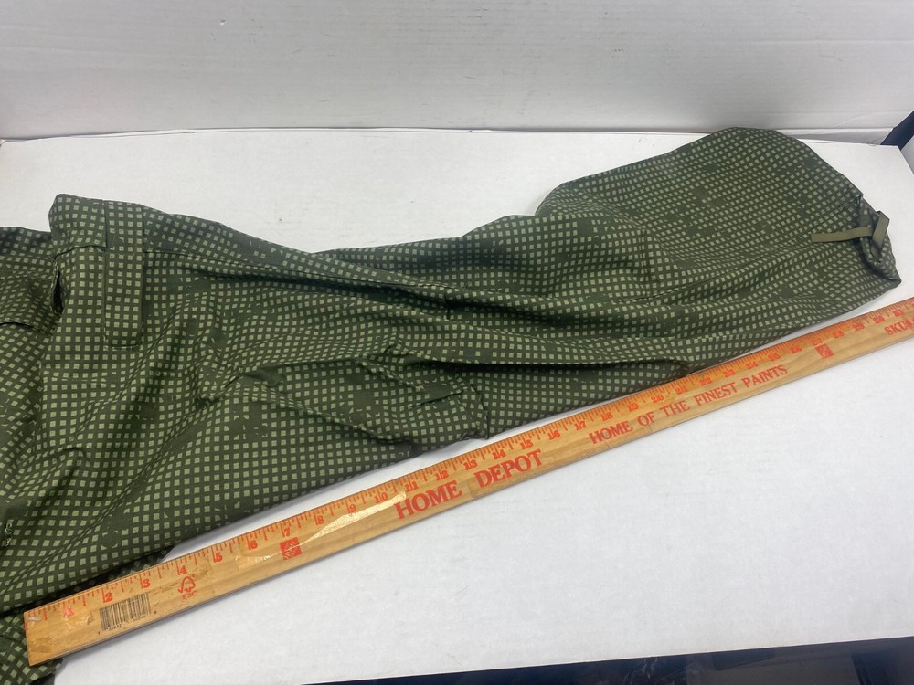 Night Desert Camo Pants, Size Medium Long NOS