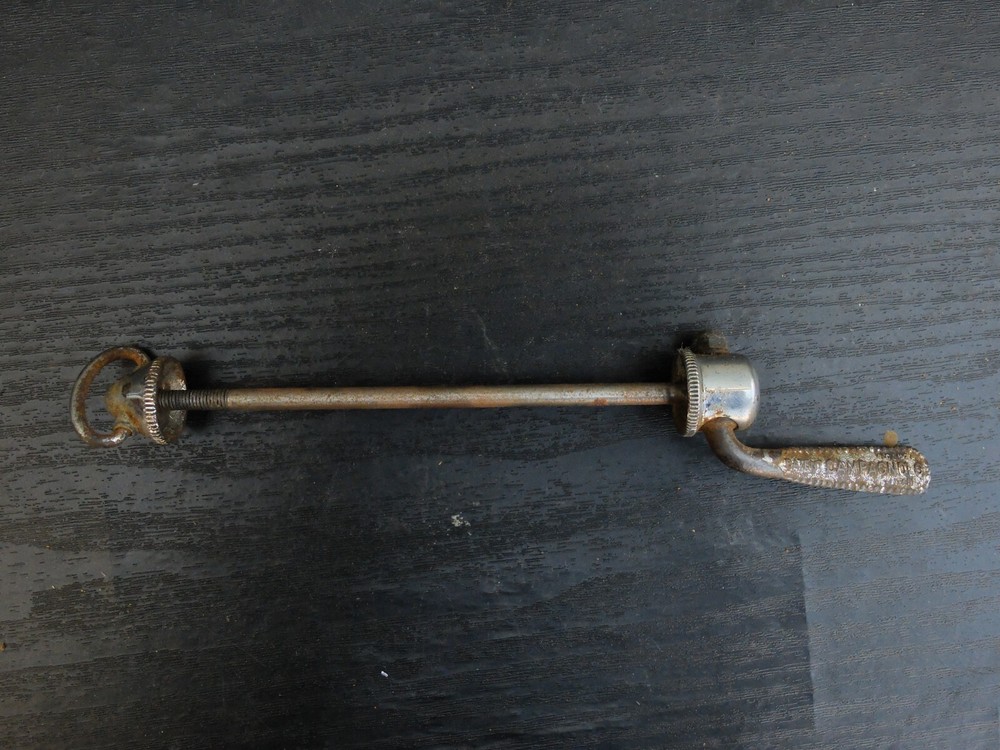 Campagnolo record quick release front skewer