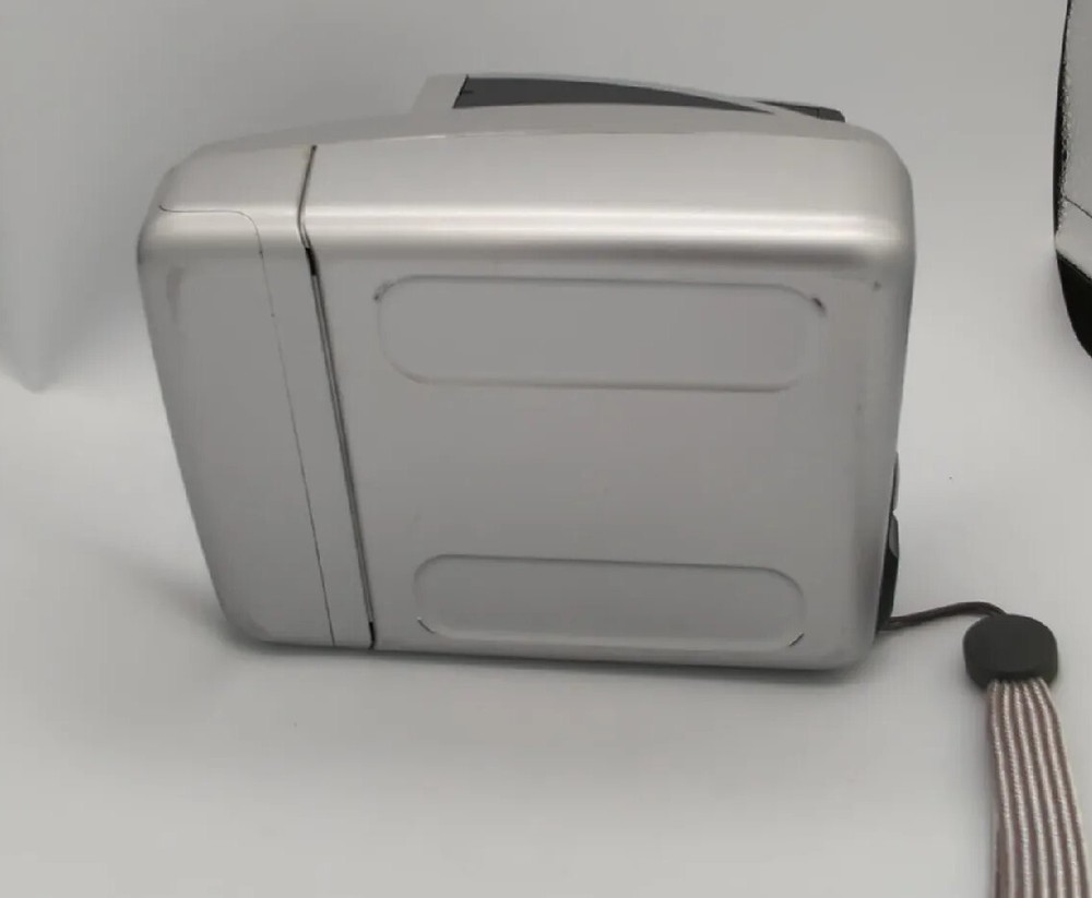 Polaroid One 600 Classic Instant Camera Silver Instant Untested