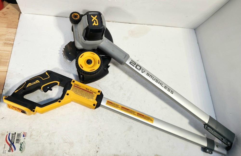DEWALT DCED400 Lawn Edger 20V Cordless Rechargeable Adjustable Bail Handle USED