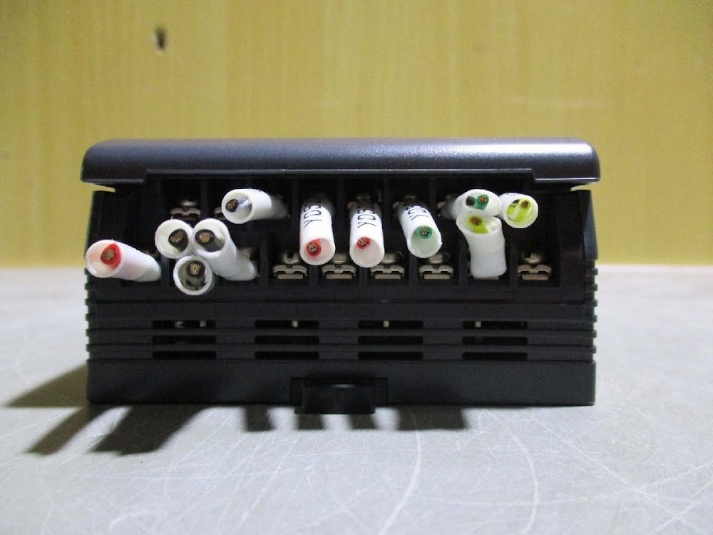 KEYENCE KV-24DT PLC Programmable Controller USED