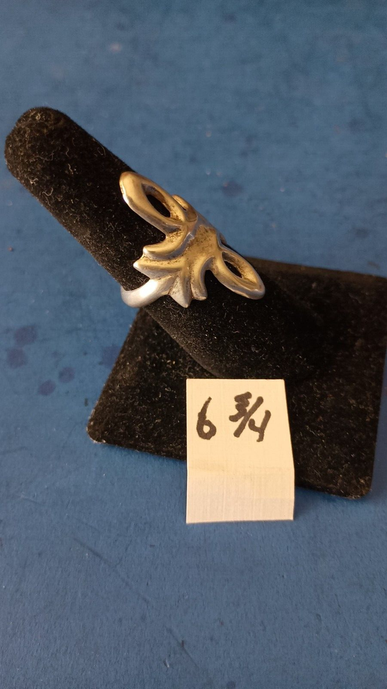 Vintage Native American Sterling Ring size 6 3/4
