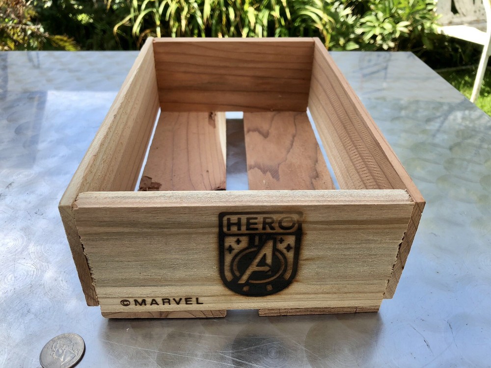 rare marvel comics wooden display box Marvel Hero