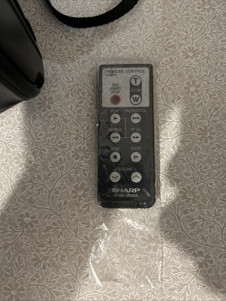 Sharp Liquid Crystal Video Camera Vl-E47 & Accessories