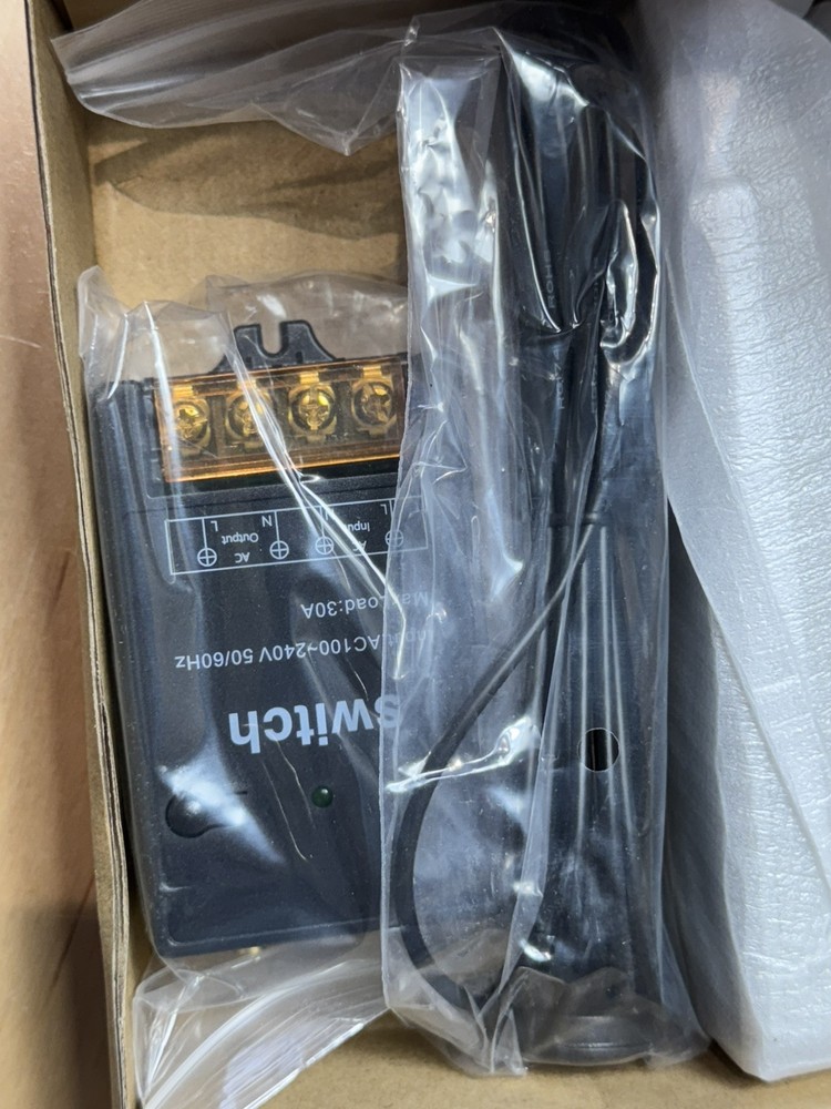 Meskliu Wireless Long Distance Remote Control Switch Kit