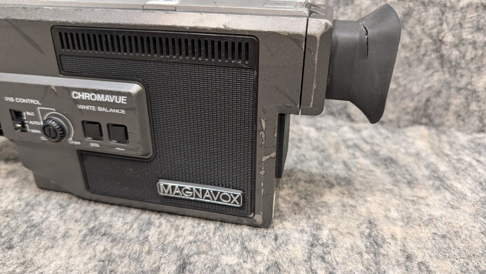 Magnavox VR8238BK01 Video Camera - Untested