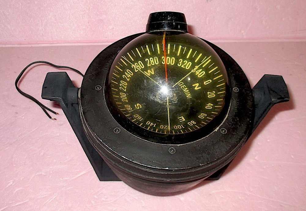 Gemini AQUA METER 4"  COMPASS Self-Leveling w/Light +Bracket TESTED GOOD