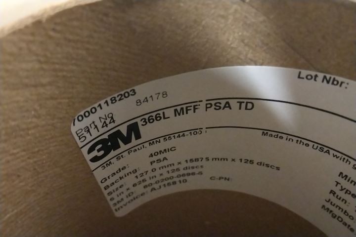 3M 7000118203 4 Pk 125 Discs/Roll 5 In Diameter PSA Sanding Disc Roll