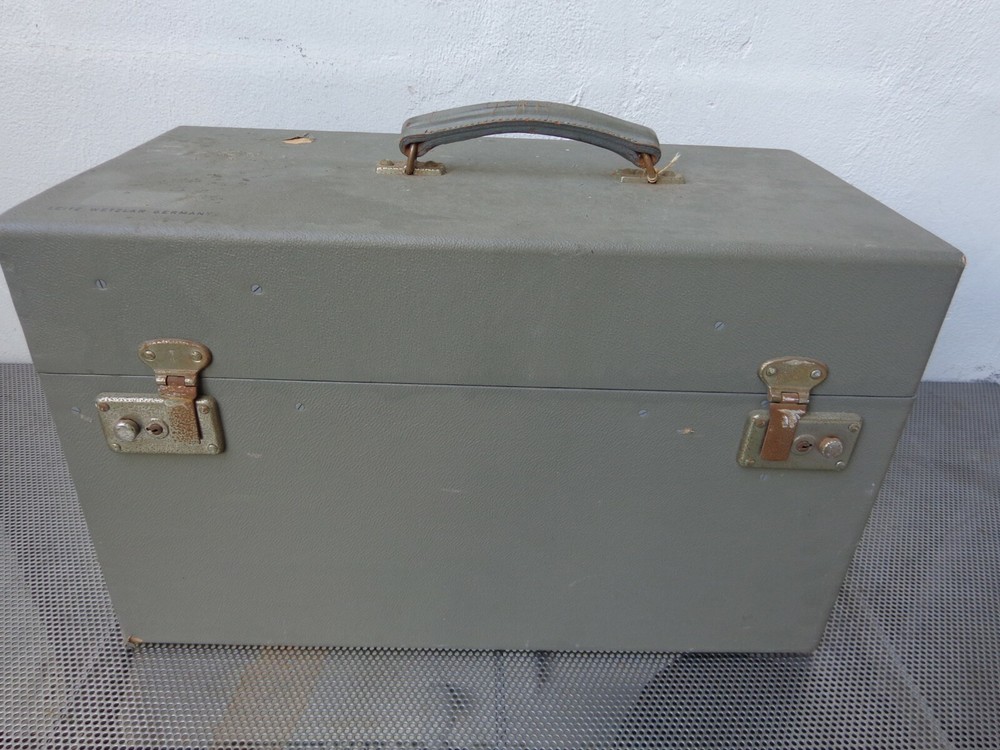 leitz wetzlar microscope 510229 with case 4x