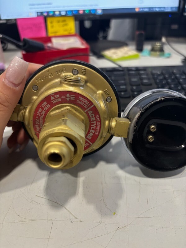 Victor EST4-15-025R Acetylene Regulator