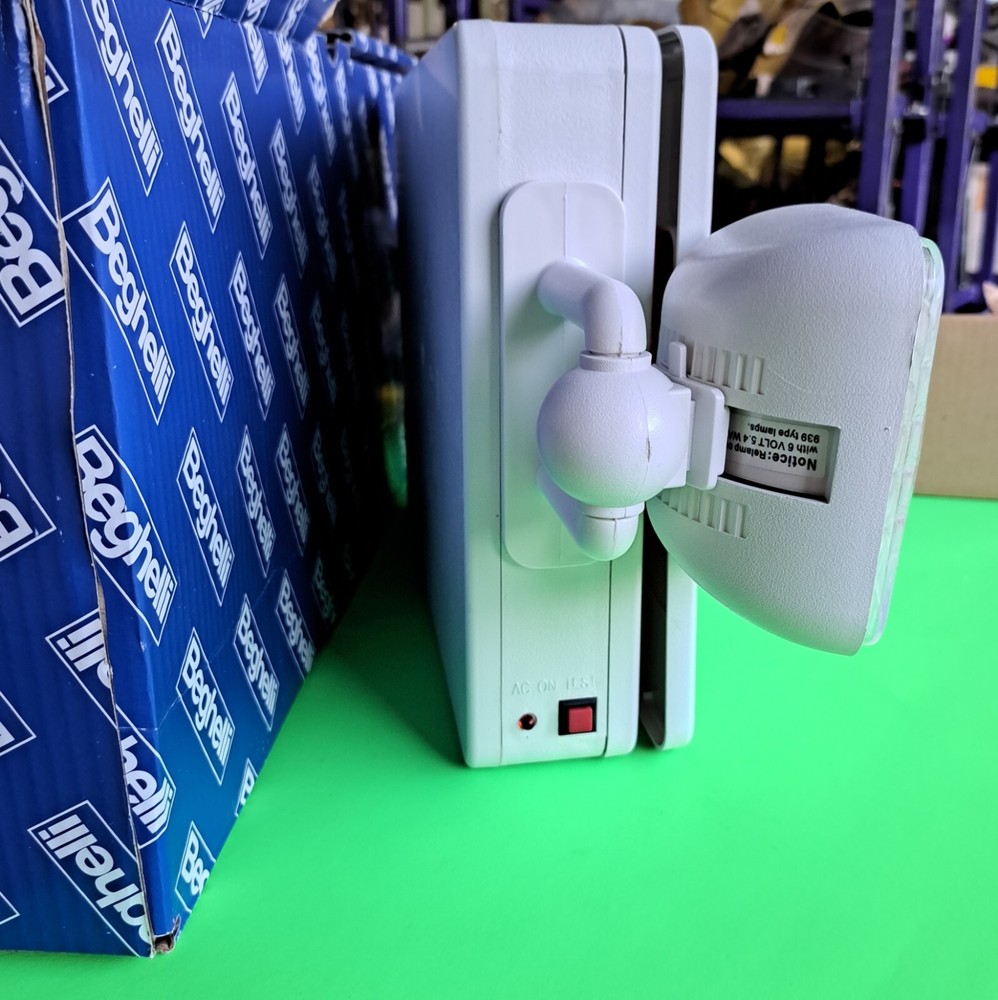 Beghelli Exit Lamp XCLRUW Thermoplastic Combo LED Exit & Emergency Lighting *NIB