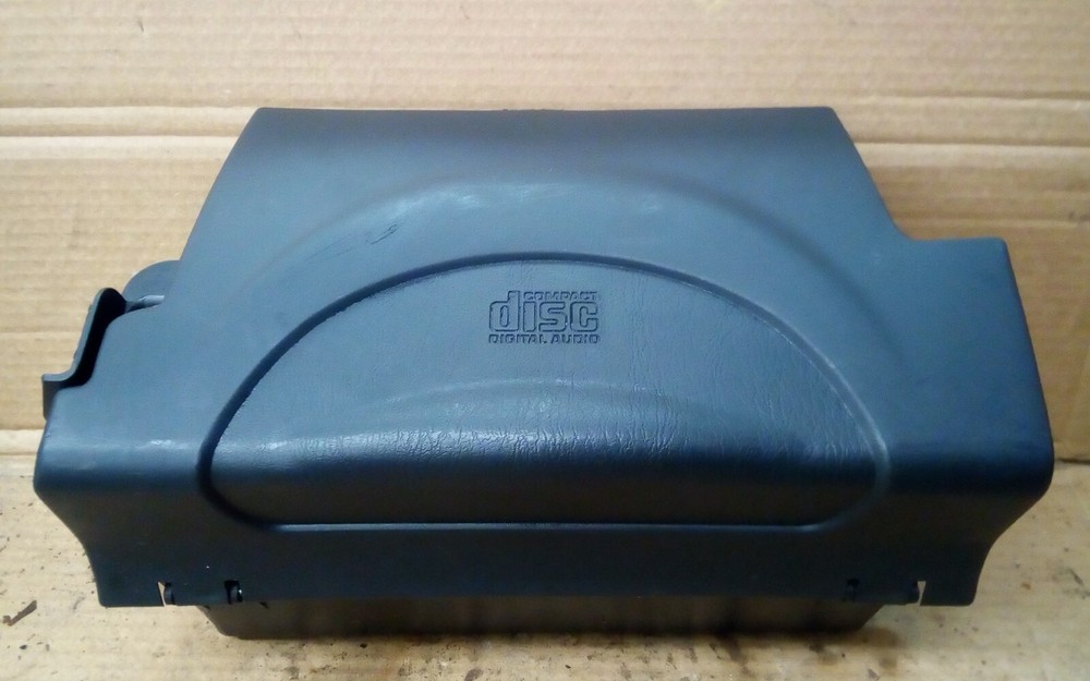 2001-2007 Ford Taurus Interior CD Disc Holder