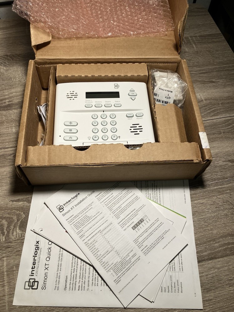 INTERLOGIX 80-632-3N-XT SIMON XT Starter Pkg A1 w/o X10