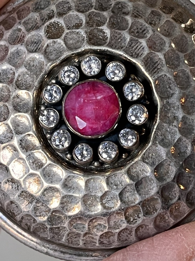 Sterling Silver Small Round Pill, Kumkum,Or Dabi Box. Hammered Lid W/ Raw Ruby