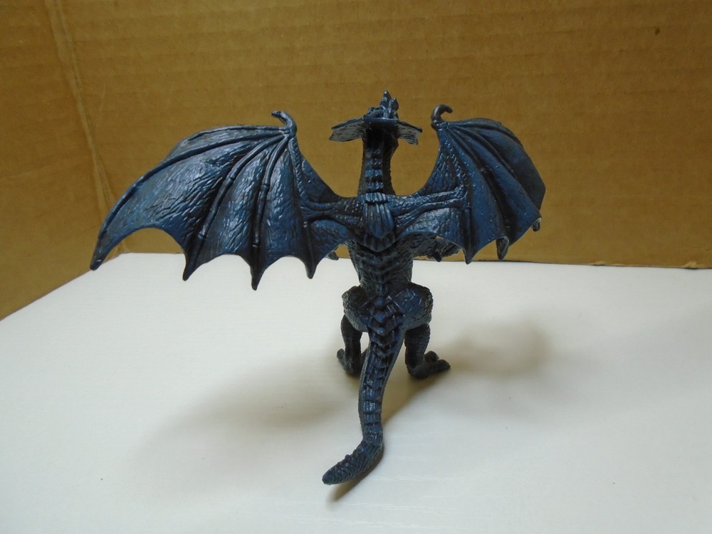 DRAGON 3.5" X 5" FIGURE UNBRANDED (MA1592)