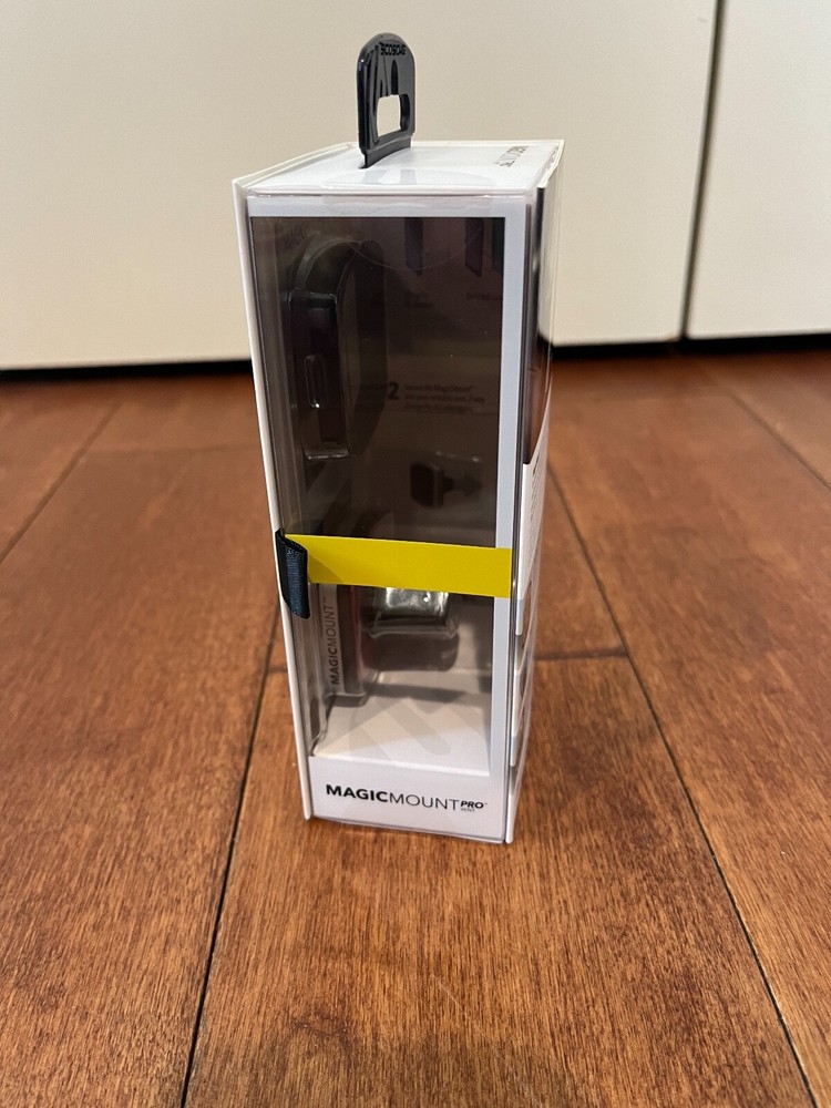 Scosche Magic MOUNT Pro Vent Magnetic Dash phone Mount - Black/Silver
