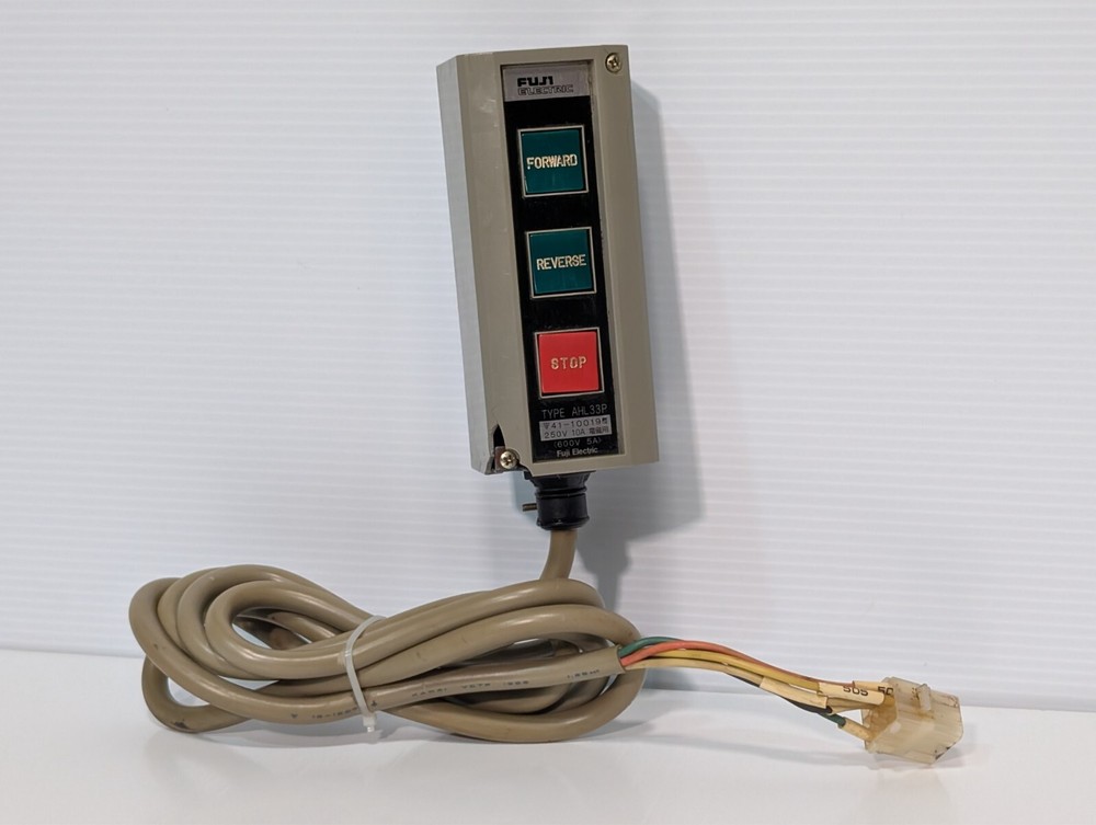 Fuji Electric AHL33P Control Box / Switch, Forward Stop Reverse Buttons