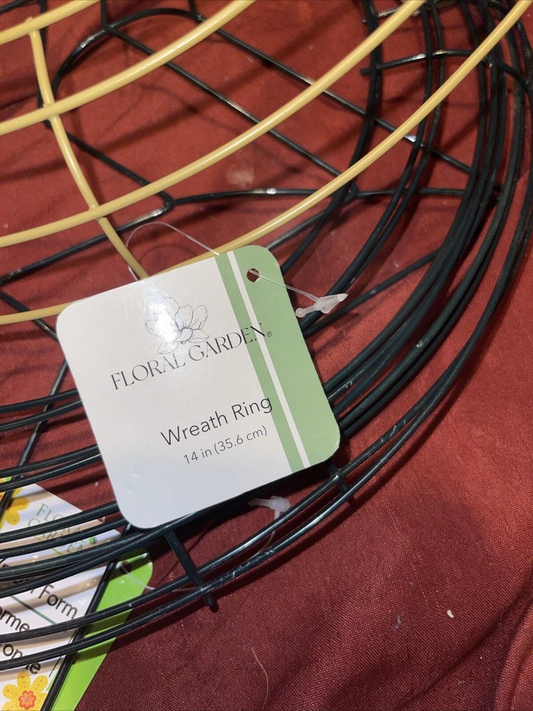 WIRE DIY WREATH Form Three 14”Frames 1 Star Frame, & One 3D 14” Frame All New