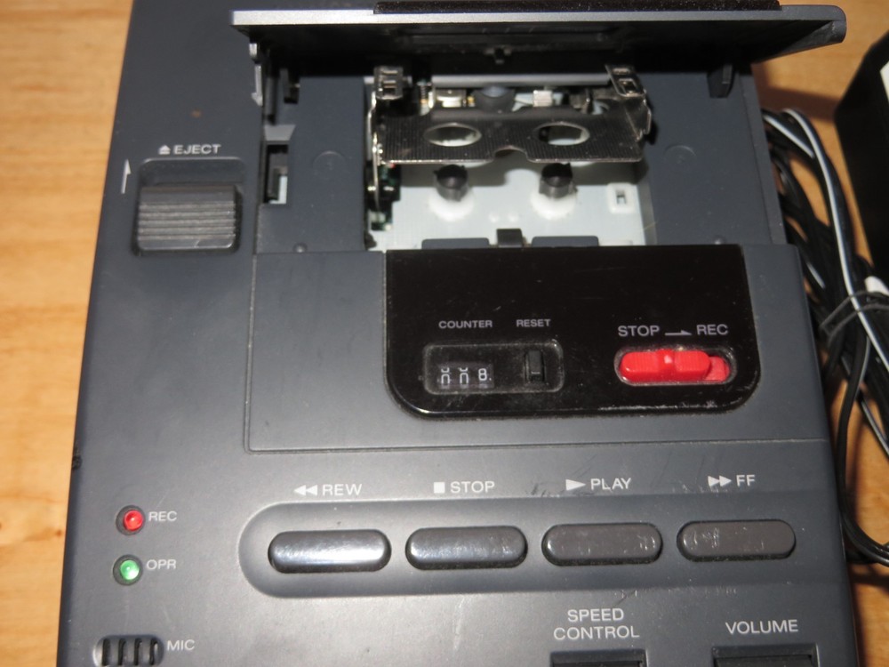 Sony M-2000 Microcassette Transcriber With Power Adapter UNTESTED. as-is