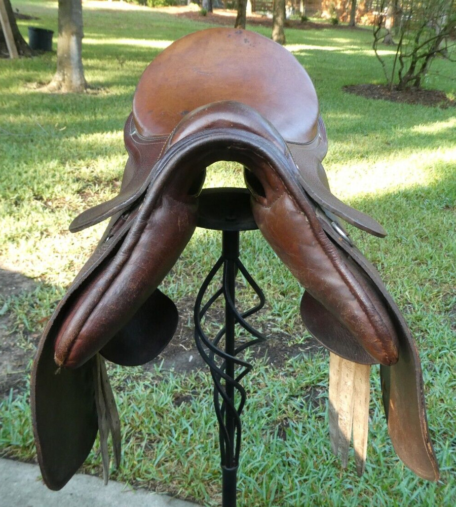 Rossi y Caruso for Simco 17" Leather Saddle