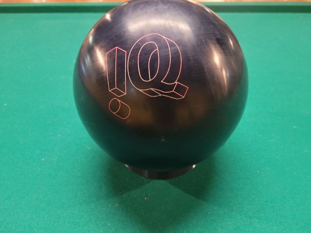Bowling Ball Display Cup Black