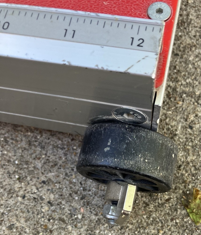 D-Cut Model RC-200 Profile Wall Base Cutter