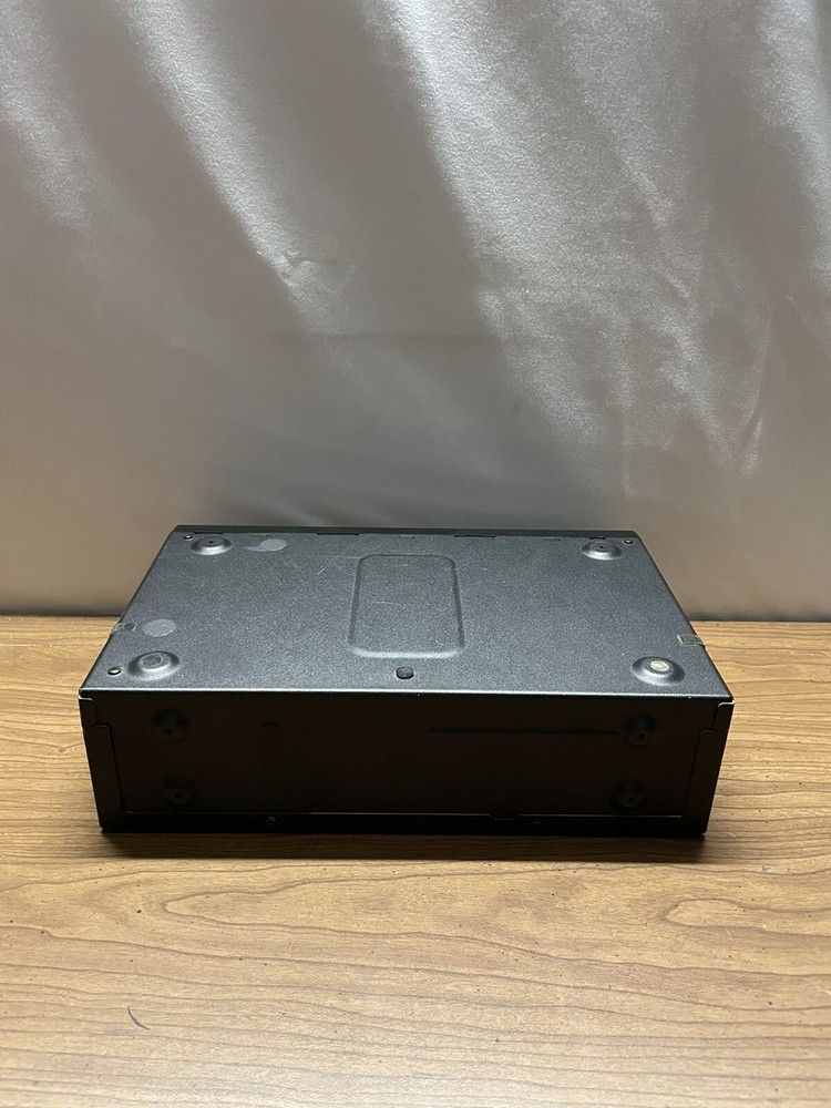 Jeep 10 Disc CD Auto Changer P56042129AJ - UNTESTED