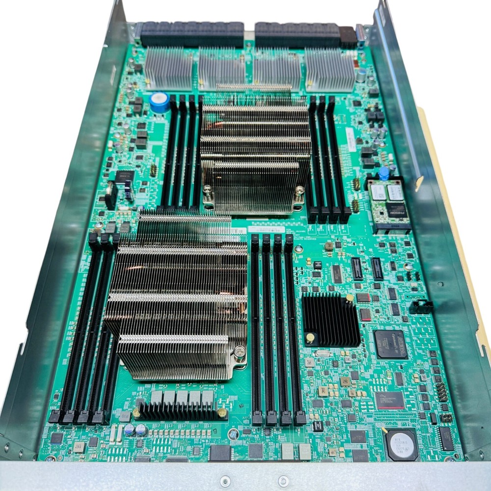 111-02587+G2 NetApp 111-02587 AFF-A700 Controller Module