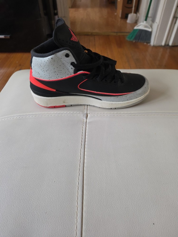 Size 5 (GS) - Jordan 2 Retro Mid Infrared 23