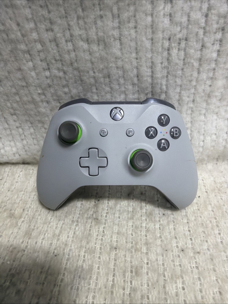 Microsoft Xbox One Wireless Gray / Green Controller 1708 TESTED Works