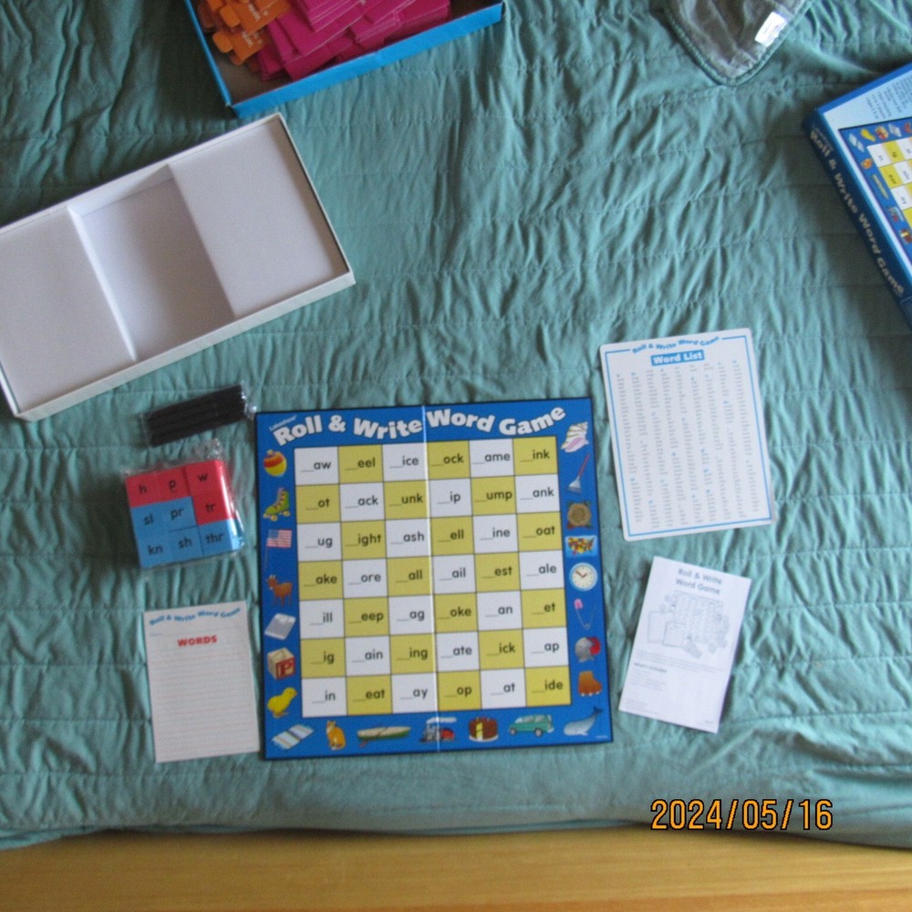 Lot 2-Lakeshore Learning-Roll & Write Word Game-Dice-Sentence Cubes-Writing-2000