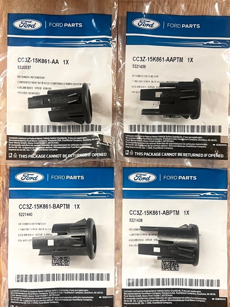 (4)NEW OEM Ford Super Duty 2008-2016 Rear Bumper Backup Sensor Retainer Brackets