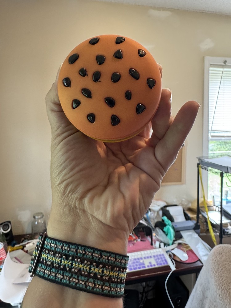 Cheeseburger Design Metal Herb Grinder – Kitchen & Herb Tool”