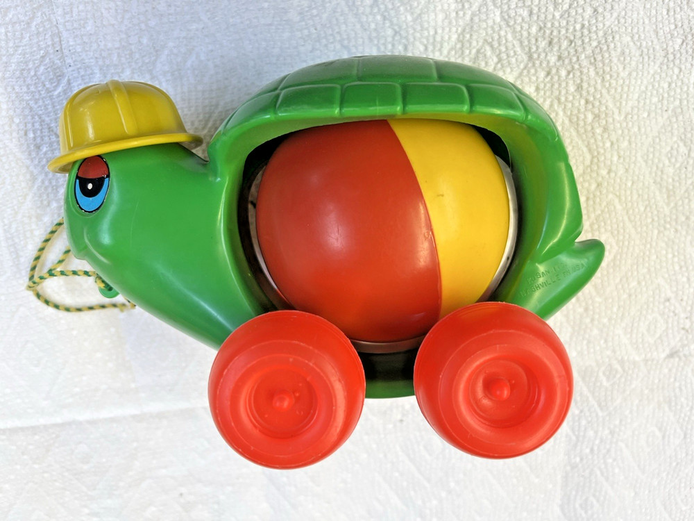 Kusan pull string toy vintage Turtle with a construction hat No 41 hard plastic