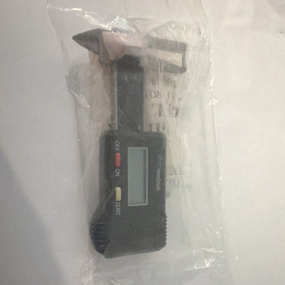 Digital Caliper LCD Display with On/Off Zero Buttons in Case