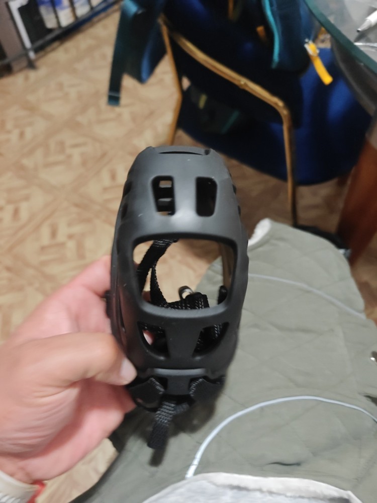 Dog Muzzle For A Lrg Dog