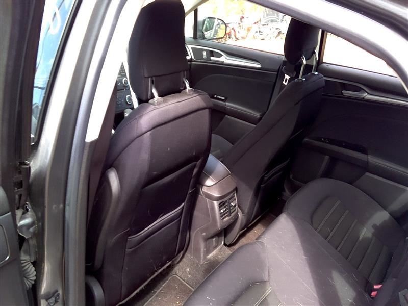 FUSION 2013 High Mounted Stop Light 1037501561