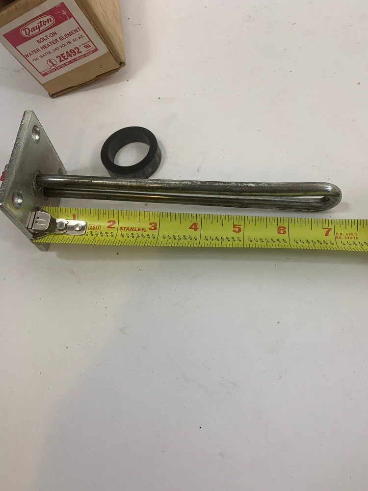 Dayton Water Heater 2E492 750 Watts 240V Bolt in