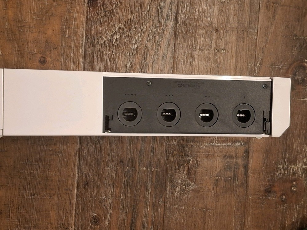 Nintendo Wii White Console System RVL-001 1 Controller & Cords *Tested & Working