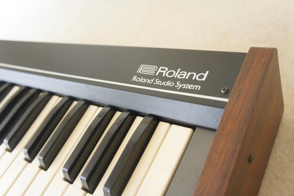 Roland System 100m 180 32-key Controller Keyboard w/ box